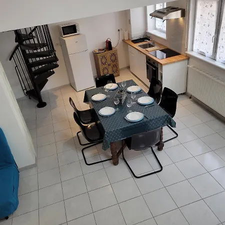 Loft 3 Du Temple Pour 4 Pers & Parking شقة كامبراي